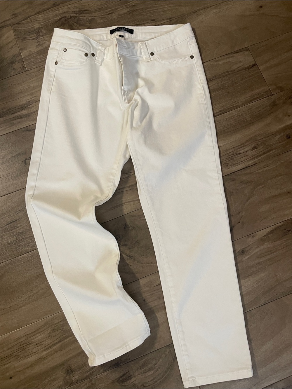 Max Jeans women’s Relaxed Straight White Jeans